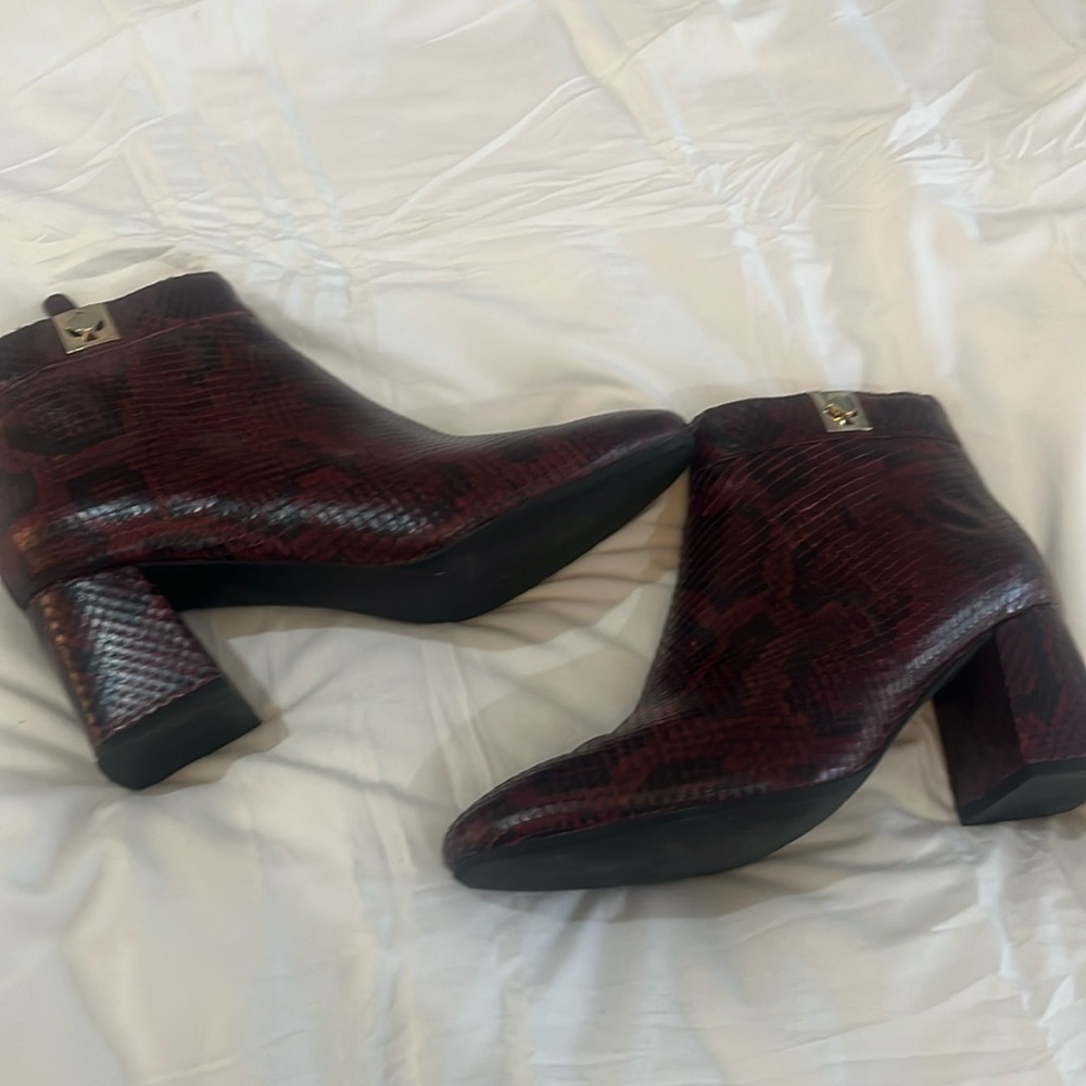 Kate Spade Adalyn boots Sz 8.5M